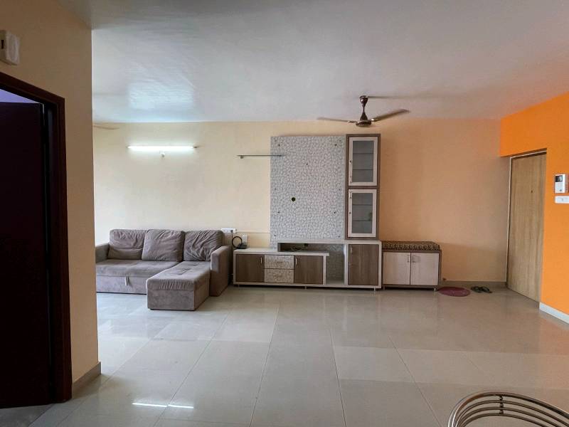 3BHK Semi-Furnished Flat for Sale at EKTA Floral, Christopher Road, Tangra, Kolkata-700046